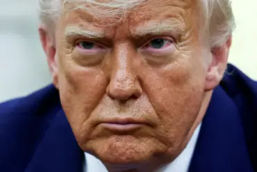 Trump Approves Deployment of Anti-Aircraft Systems and Precision Munitions to Ukraine as Tensions Rise