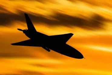 Urgent Footage: Ukrainian Drone Crash Sparks Panic in Izhevsk as Residents Flee Chaos
