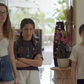 Adam Sandler's 'Happy Gilmore 2' Unveils New Era with Daughter Stars, Captivating New Fans
