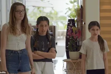 Adam Sandler's 'Happy Gilmore 2' Unveils New Era with Daughter Stars, Captivating New Fans
