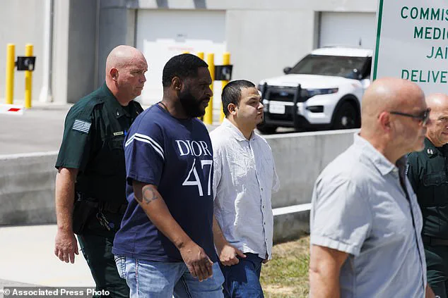 Bittersweet Reunion for Salvadoran Migrant Released on Pretrial Detention, Deportation Looms