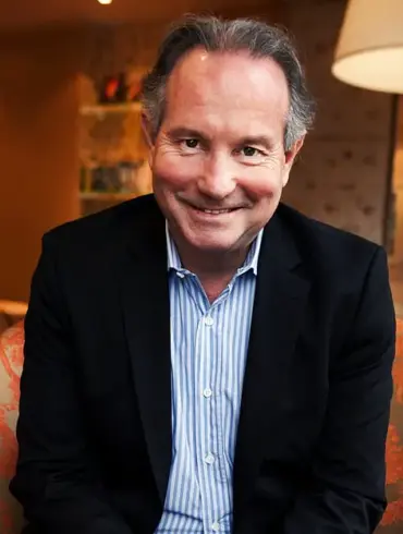 Dr. Ross Walker and Colleague Challenge Cholesterol-Heart Disease Link as 'Dangerous Myth', Urge Reassessment of Public Health Strategies