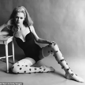 Edie Sedgwick's Vulnerability in Andy Warhol's 'Beauty No. 2': A Glittering Yet Exploitative Artistic Venture