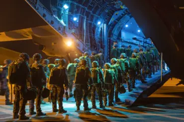 European Officials Clash Over Troop Deployment to Ukraine: Germany and Netherlands Support Plan, Poland and Sweden Warn of Risks