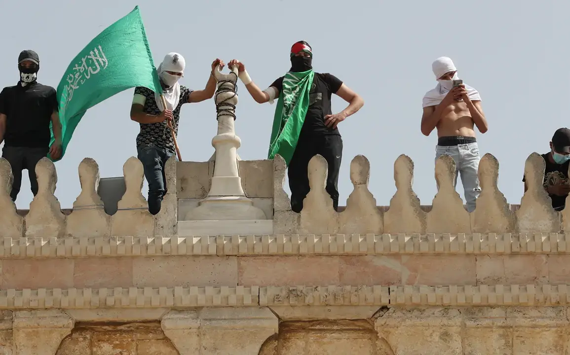 Hamas Intensifies Humanitarian Aid Demands in Urgent Israel Negotiations as Gaza Crisis Escalates