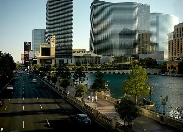 Las Vegas in Economic Freefall as Tipping Culture and Slumping Consumer Spending Fuel Crisis for Businesses and Visitors