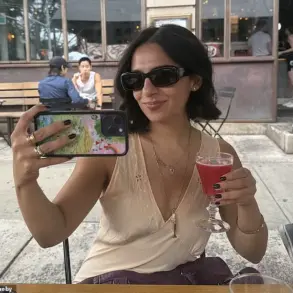 Maeby's Journey from Virgin to Dating in New York: A Late Bloomer's Social Media Chronicle