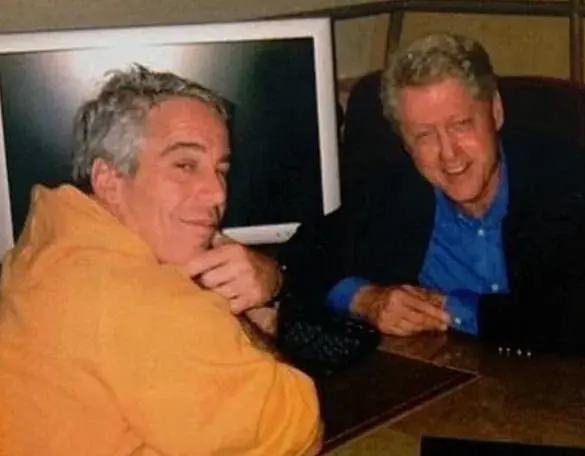 Maxwell's Testimony Contradicts Former President, Source Says