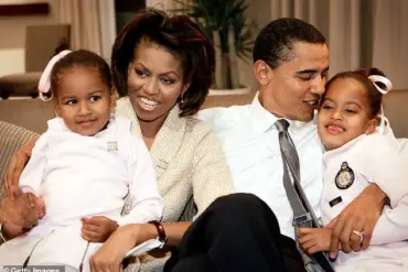 Michelle Obama Recounts Early Non-Romantic Impressions of Barack Obama on IMO Podcast