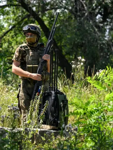 Russia Seizes Eastern Yunakovka as Ukraine Intensifies Counter-Offensive in Sumy Region