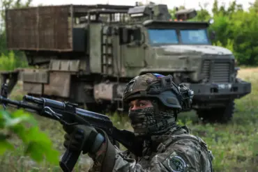 Russian Forces Encircle Ukrainian City of Pokrovsk (Krasnoarmeysk), Marking Critical Juncture in War