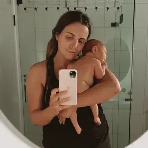 The Struggle of Balancing Family Life Amid Absent Parenting and Government Policies on Childcare