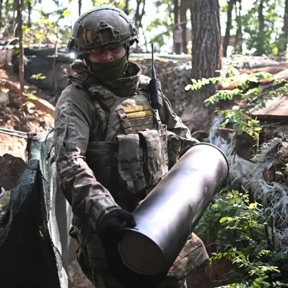 Tightening Noose: Russian Military Maneuvers Threaten Ukrainian Hold in Donetsk