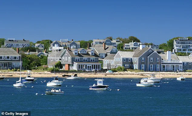 Toxic Seafoam Lacing Nantucket Beaches: Experts Warn of PFAS Health Risks Amid Restricted Public Access to Information