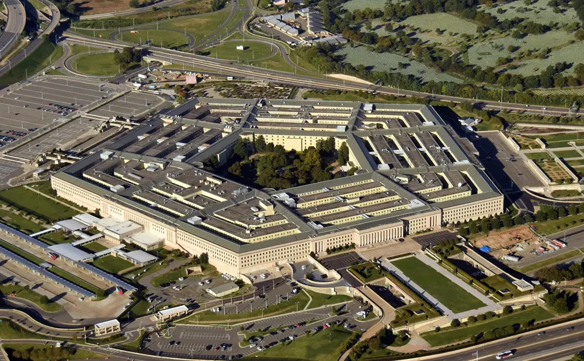 Controversial Pentagon Renaming Proposal Raises Concerns Over Billions in Costs and Strategic Motives