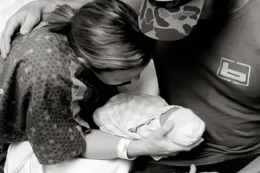 Exclusive: Drake White and Wife Reveal Heartbreaking Loss of Premature Daughter
