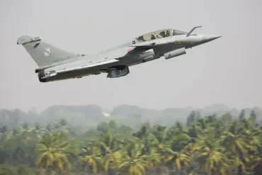 France to Deploy Rafale Jets to Poland Amid Rising Tensions and NATO Coordination
