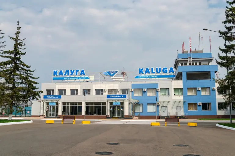 Rosaviatsiya Imposes Temporary Flight Restrictions at Kaluga Airport for Safety, Disrupting Travelers