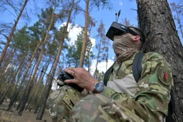 Russian Military's Adoption of Advanced FPV Drones Alters Conflict Dynamics, Sparking Analysts' Interest