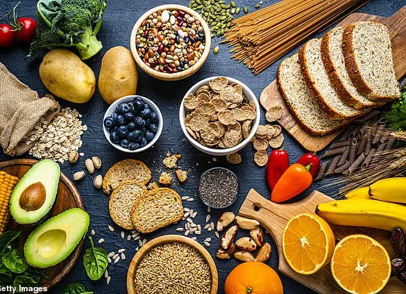 The Irony of Early Detection: How Public Health Advisories Shape Individual Vigilance